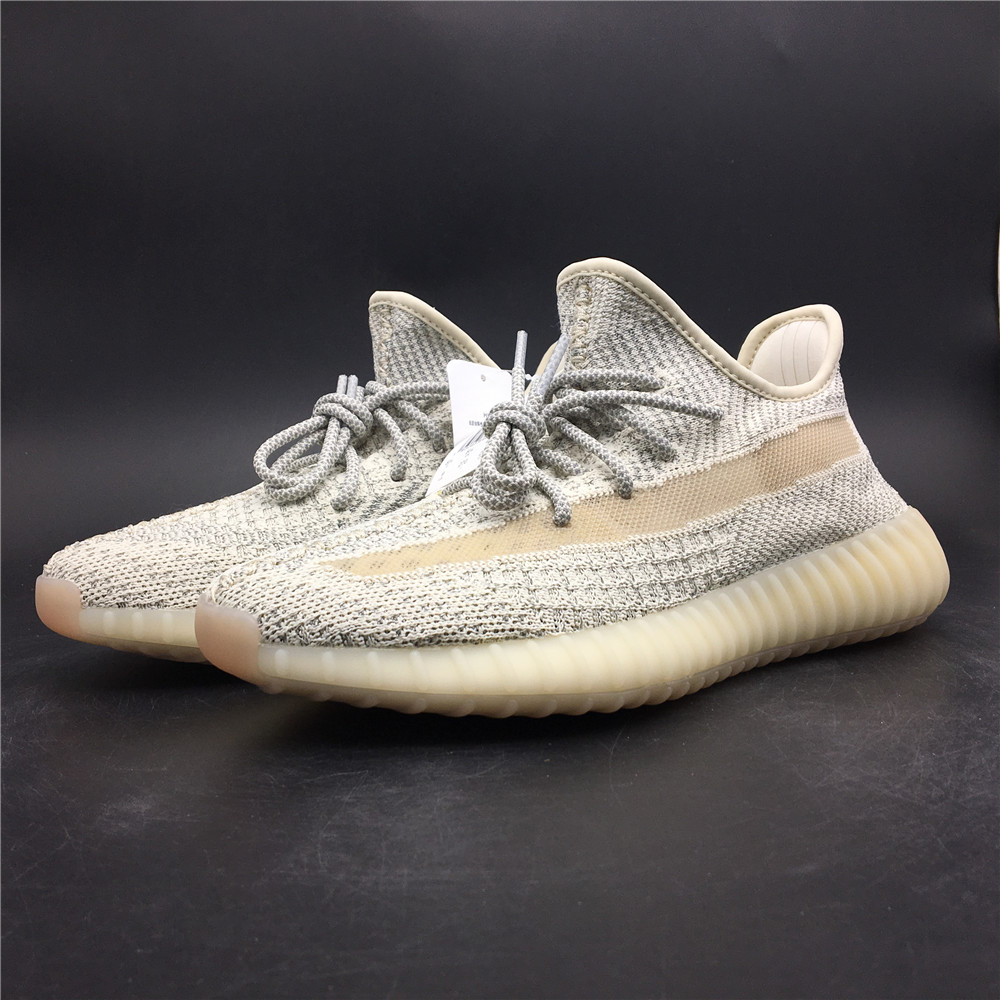 Yeezy 350 V2 Lundmark