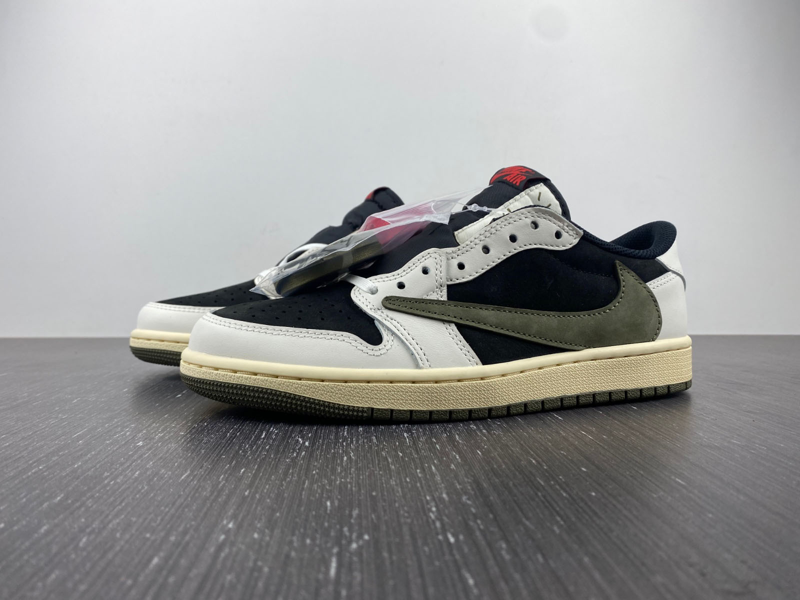 【free shipping！！！】Travis Scott x Air Jordan 1 Low OG “Olive”