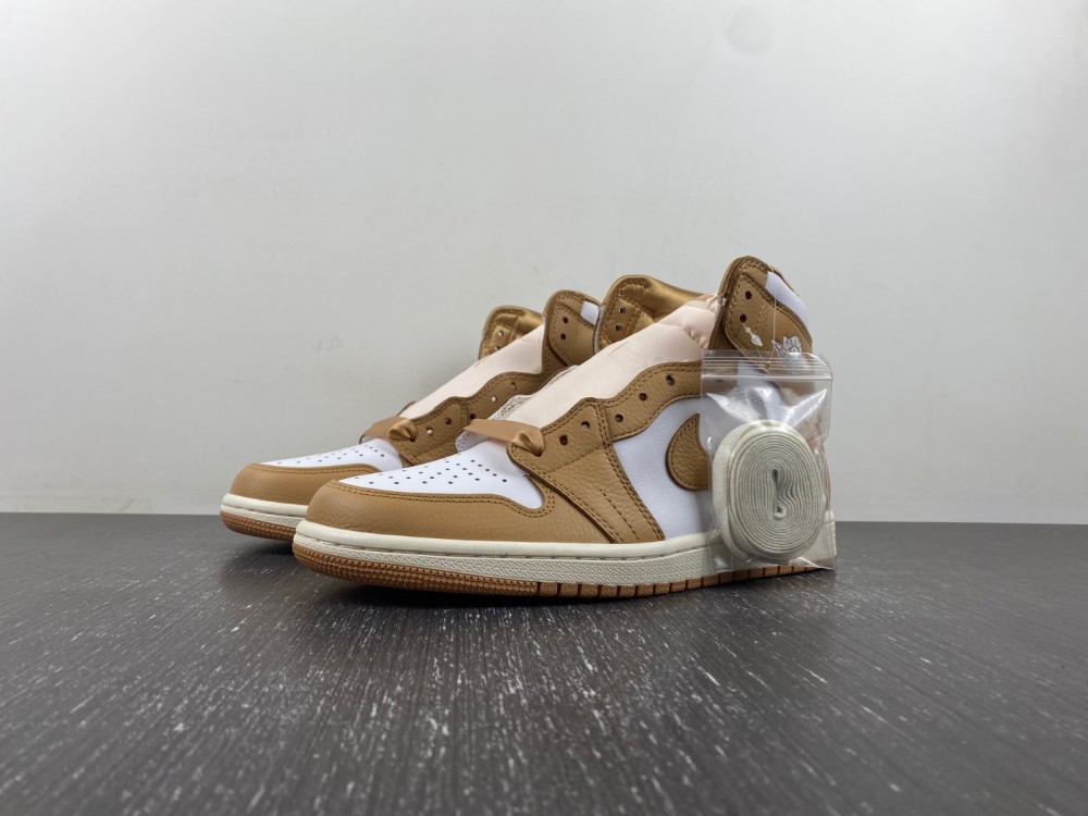 (free shipping)Air Jordan 1 High OG WMNS “Praline”