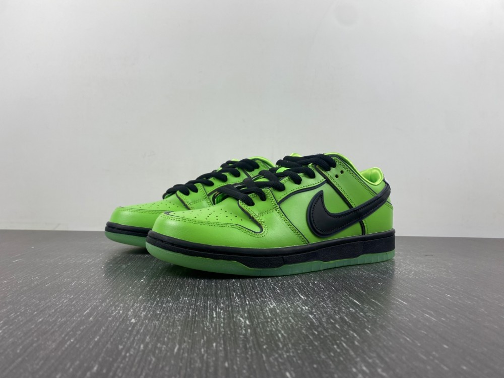 (free shipping)The Powerpuff Girls x Nike SB Dunk Low